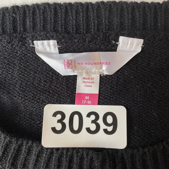 No Boundaries Women Sweatshirt M (7-9) Black Fair Isle Santa Christmas Tree - Picture 2 of 10